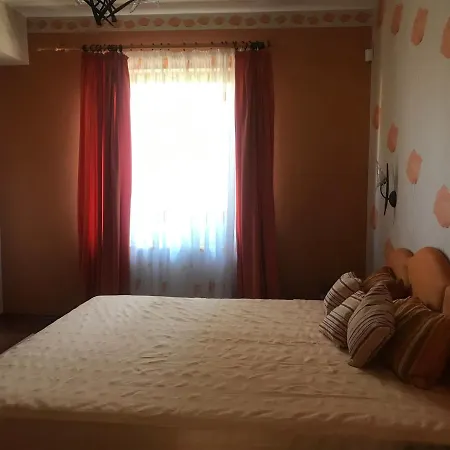 Villa Nyaralo *